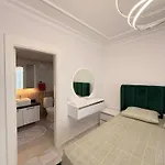 Sa Apartments! 2bd Flat 400m To The Apartment *
