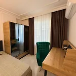 Sa Apartments! 2bd Flat 400m To The