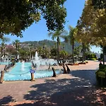 Sa Apartments! 2bd Flat 400m To The *