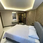 Sa Apartments! 2bd Flat 400m To The Διαμέρισμα