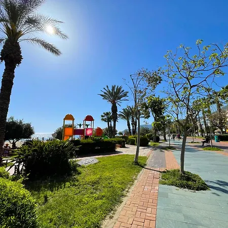 Sa Apartments! 2Bd Flat 400M To The Beach