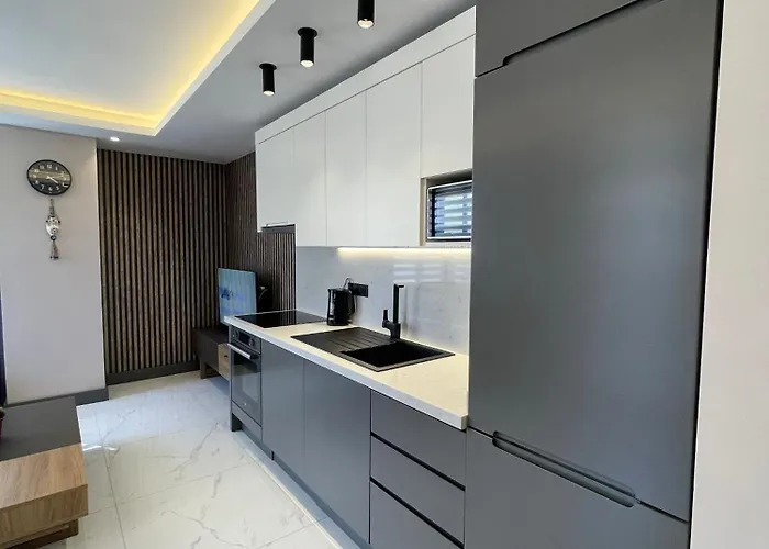 Apartman Sa Apartments! 2bd Flat 400m To The *