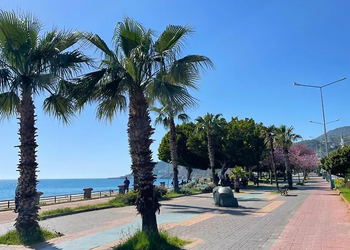 Sa Apartments! 2Bd Flat 400M To The Beach *