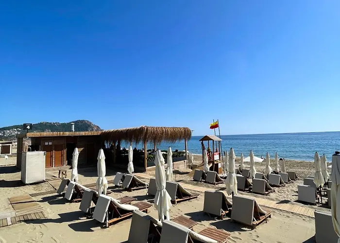 Sa Apartments! 2Bd Flat 400M To The Beach Apartment *